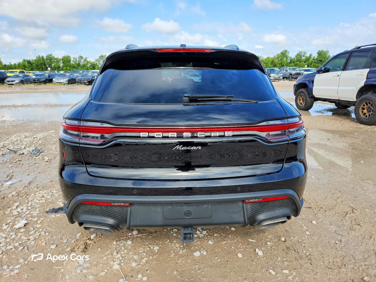 Porsche Macan 2025