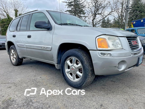 GMC Envoy 2004 - Image 1 of 10