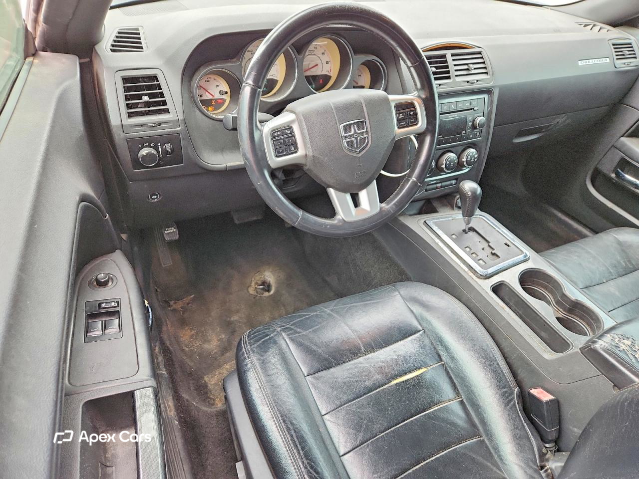 Dodge Challenger 2011