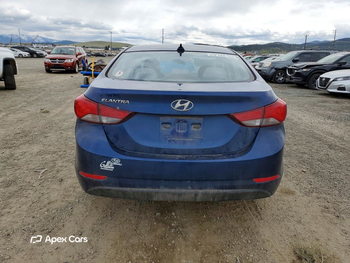 Hyundai Elantra 2016
