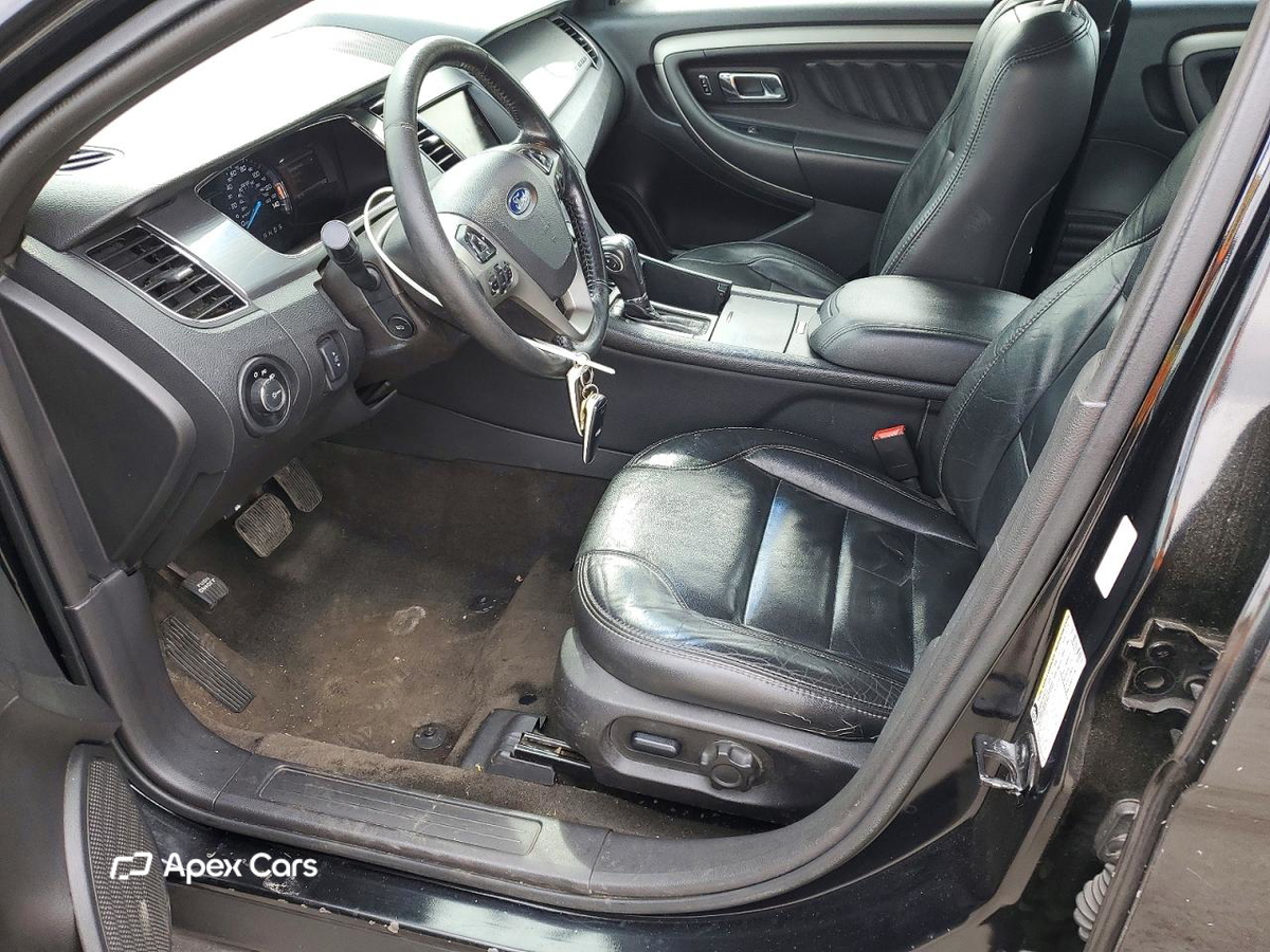 Ford Taurus 2015