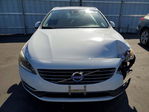 Volvo V60 2015