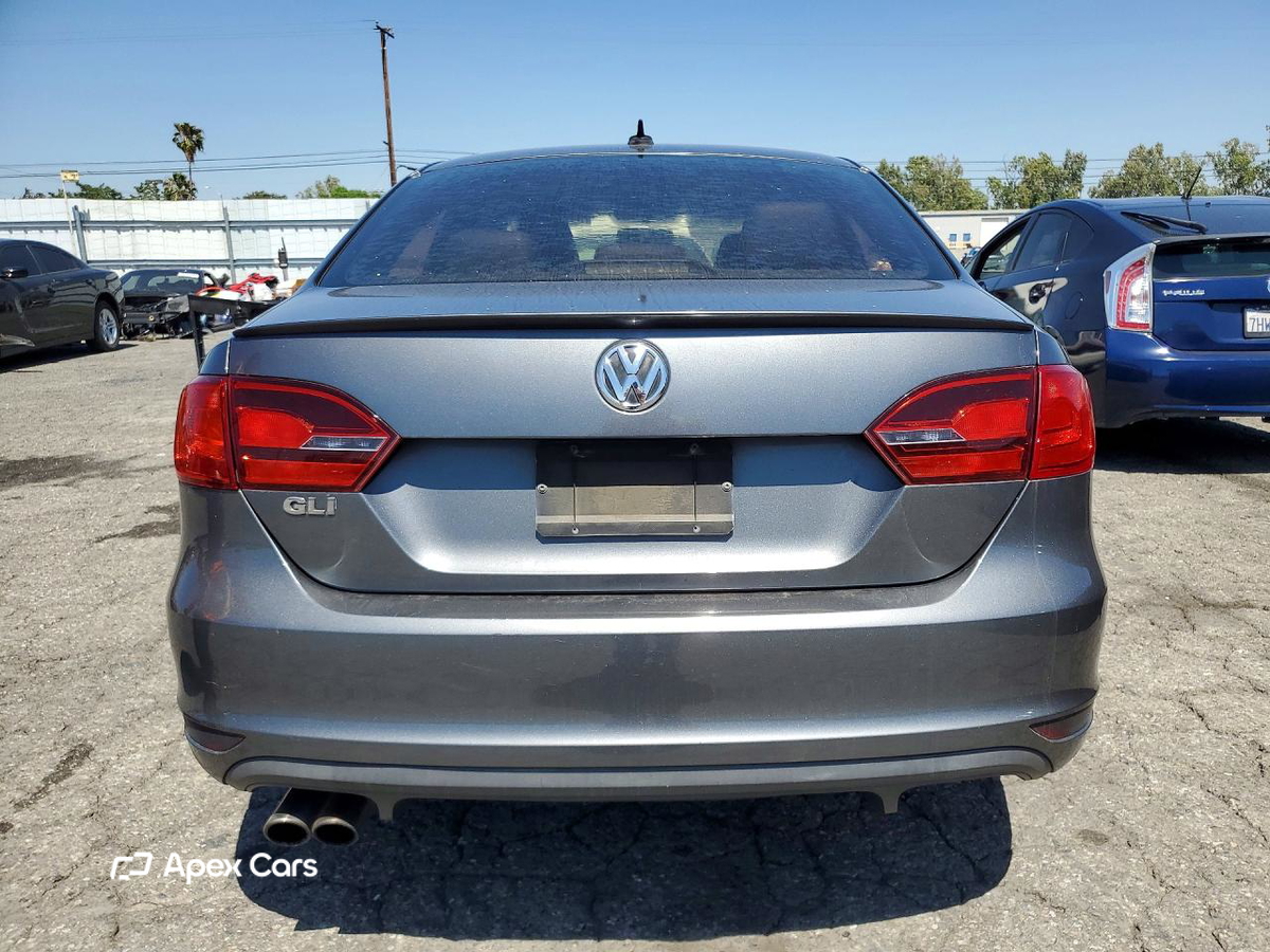 Volkswagen Jetta 2012