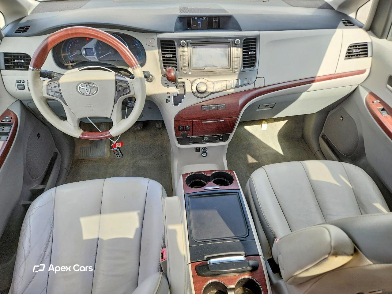 Toyota Sienna 2014