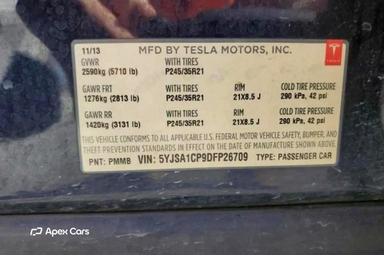 Tesla Model S 2013