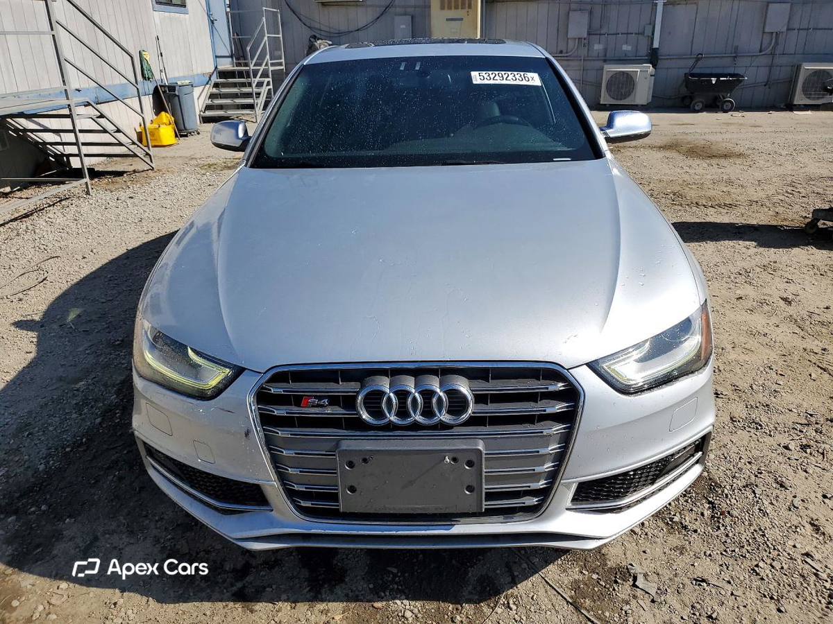 Audi RS4 2013
