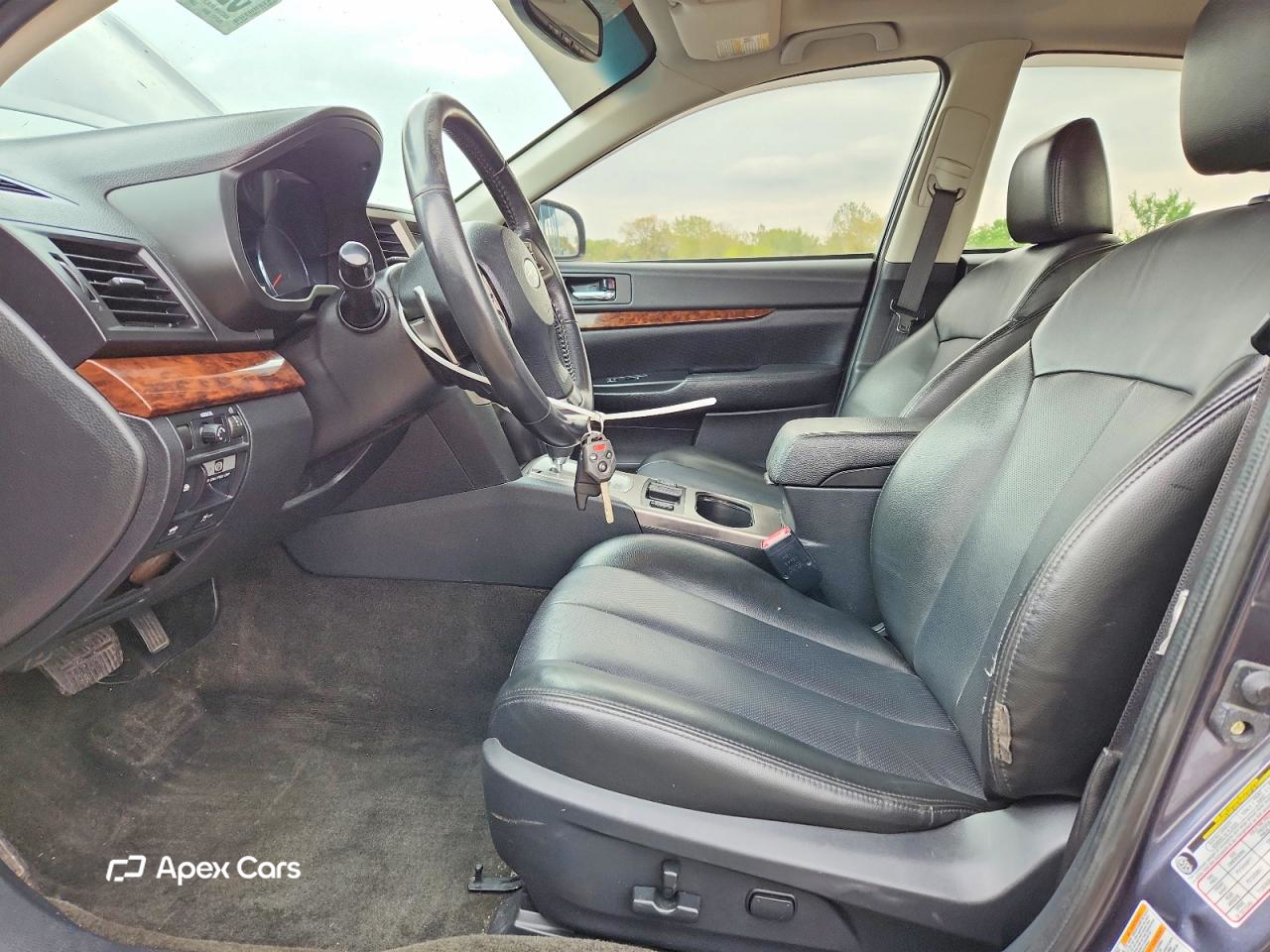 Subaru Legacy 2013