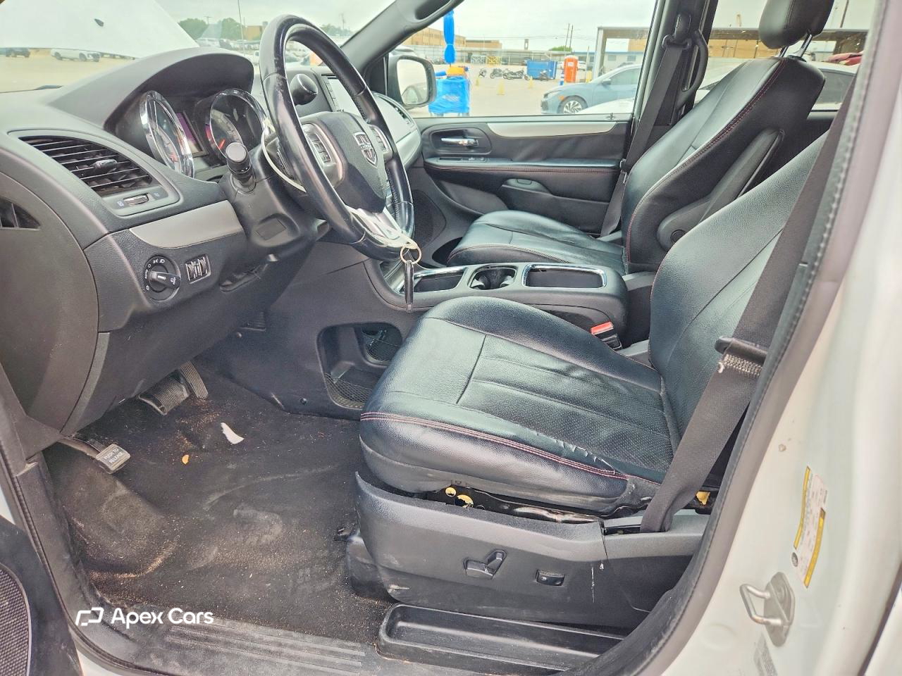 Dodge Caravan 2016