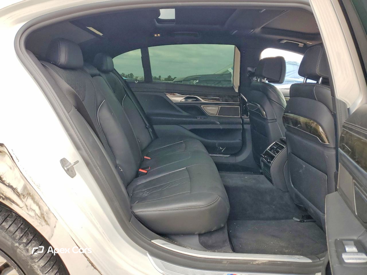 BMW Series 7 2019