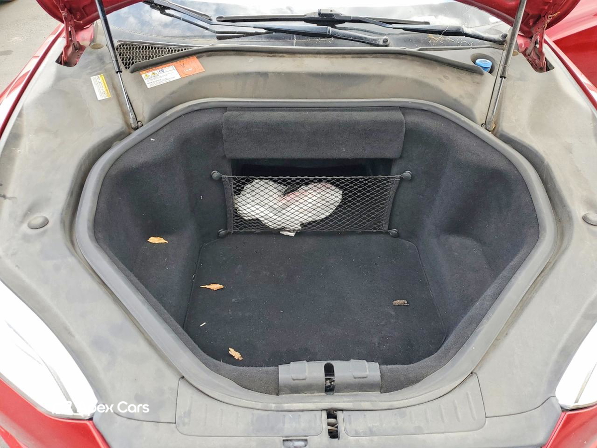 Tesla Model S 2014