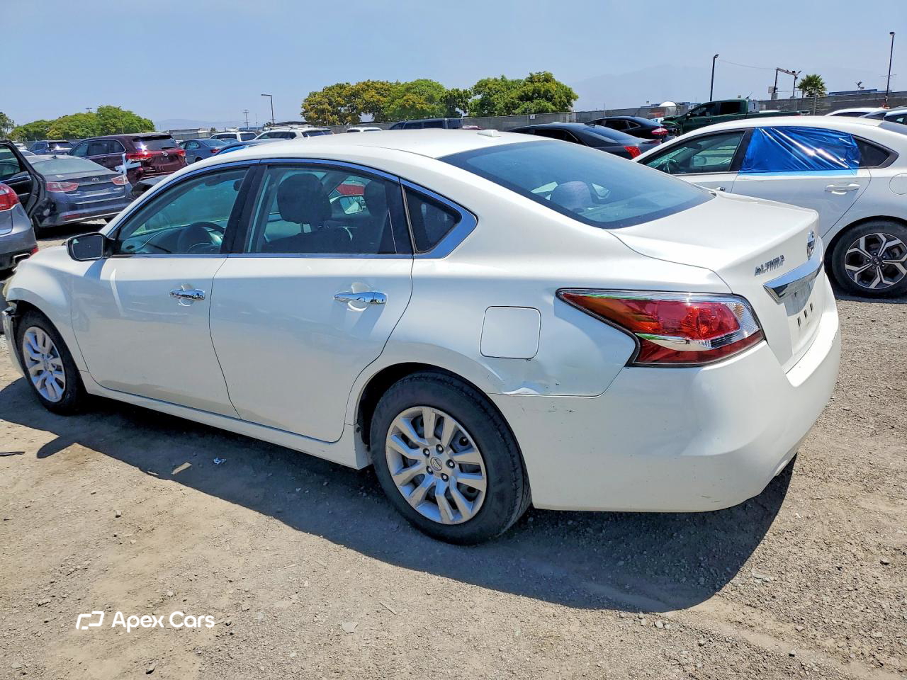 Nissan Altima 2015