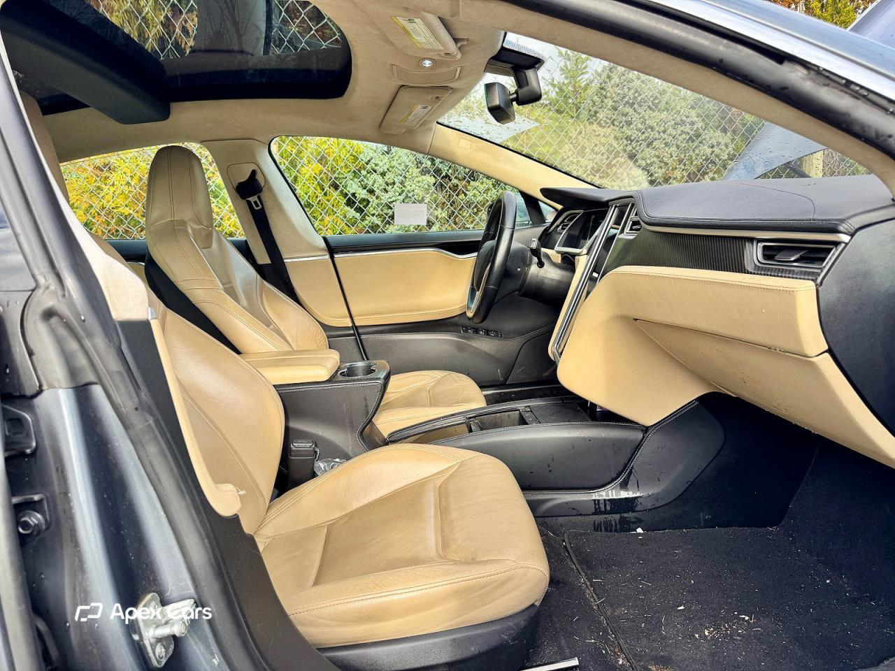 Tesla Model S 2014