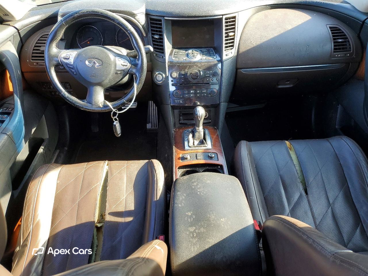 Infiniti FX 2011