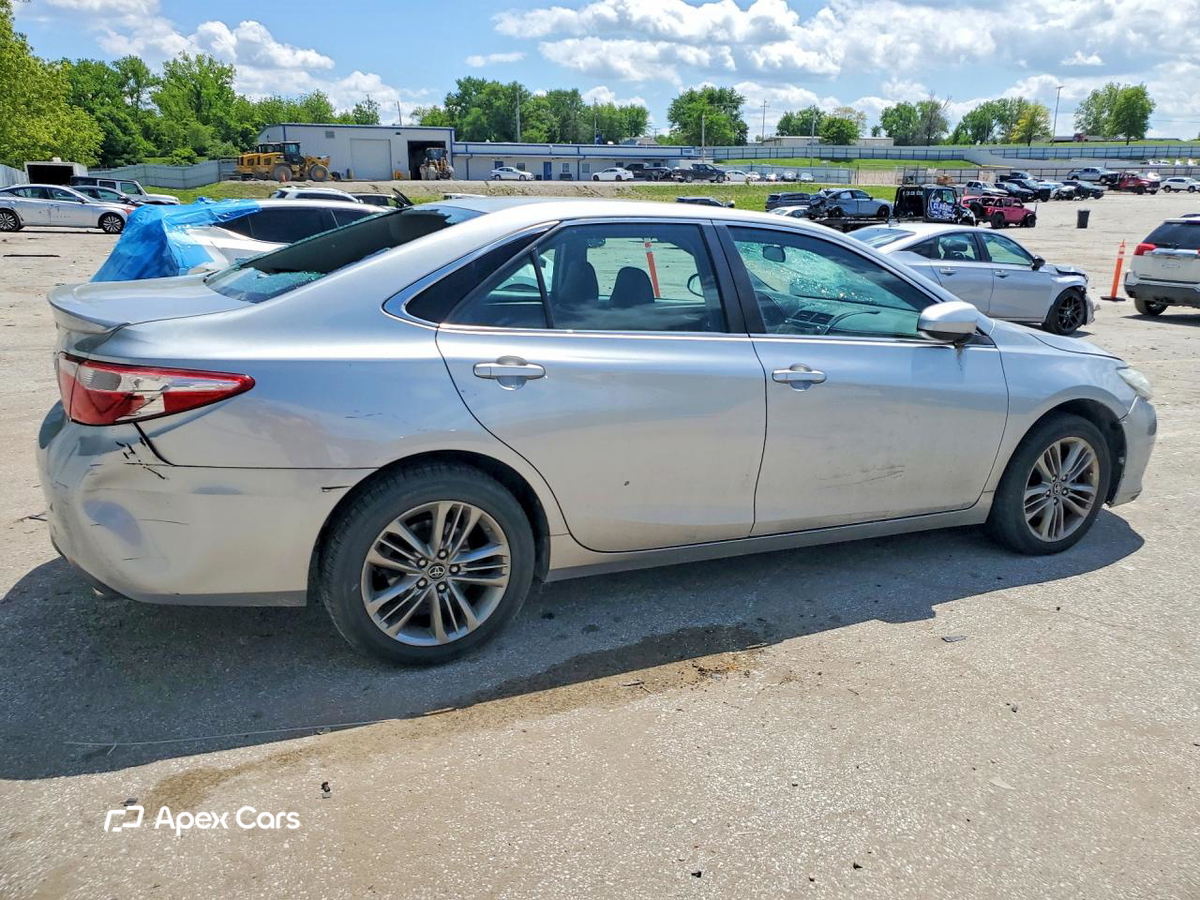 Toyota Camry 2017