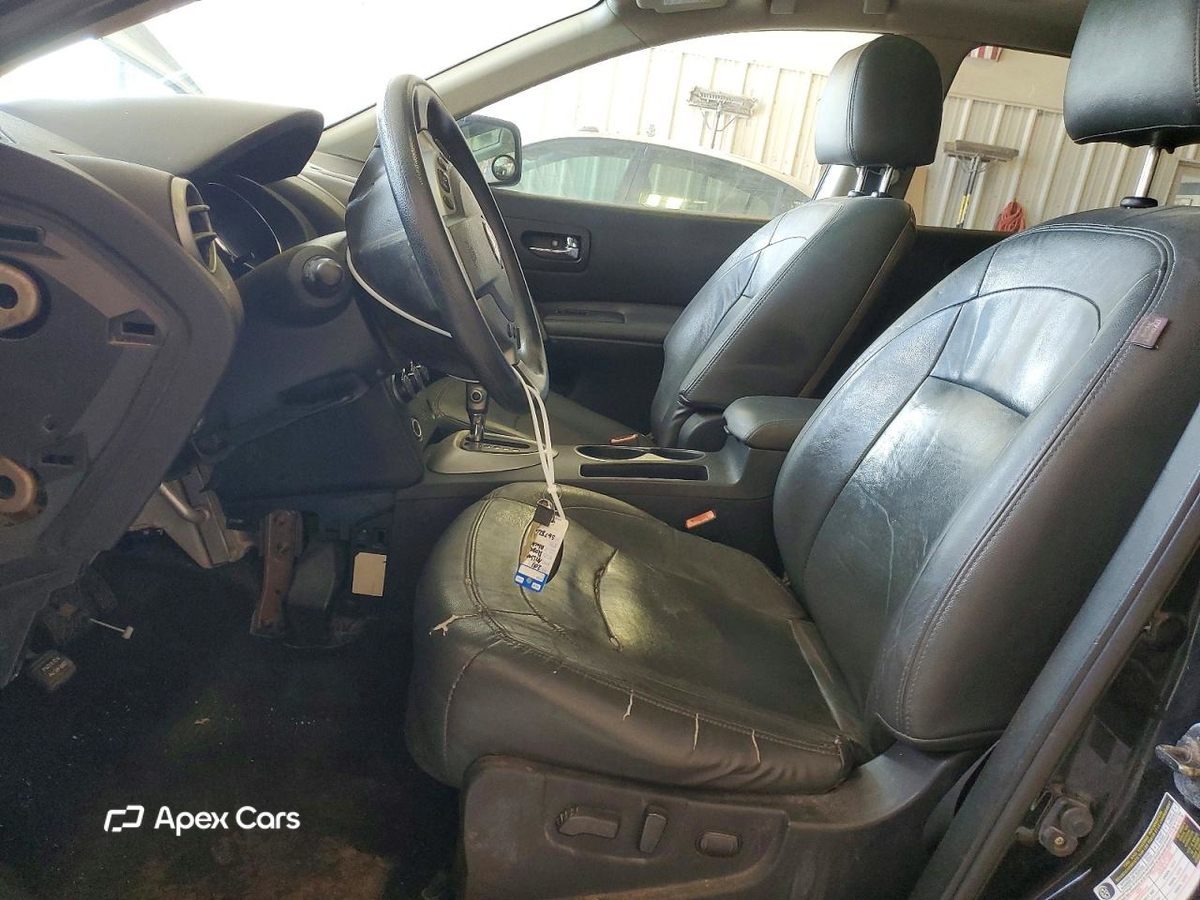 Nissan Rogue 2011