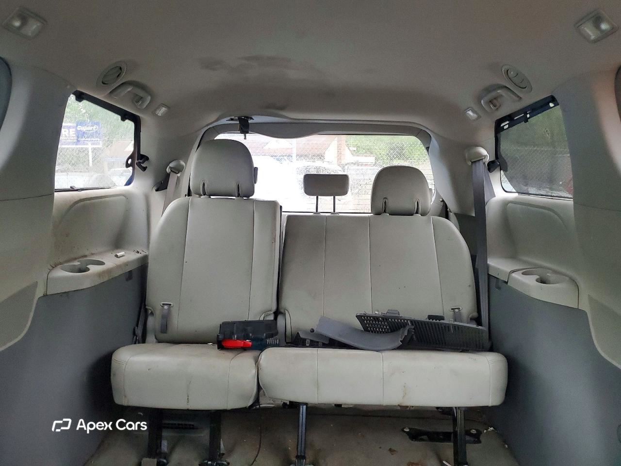 Toyota Sienna 2014