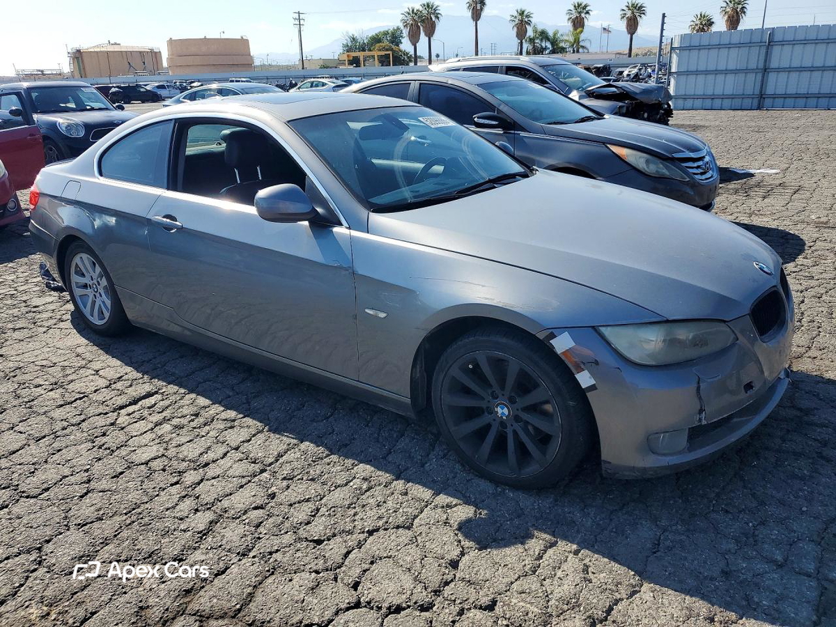 BMW Series 3 2010