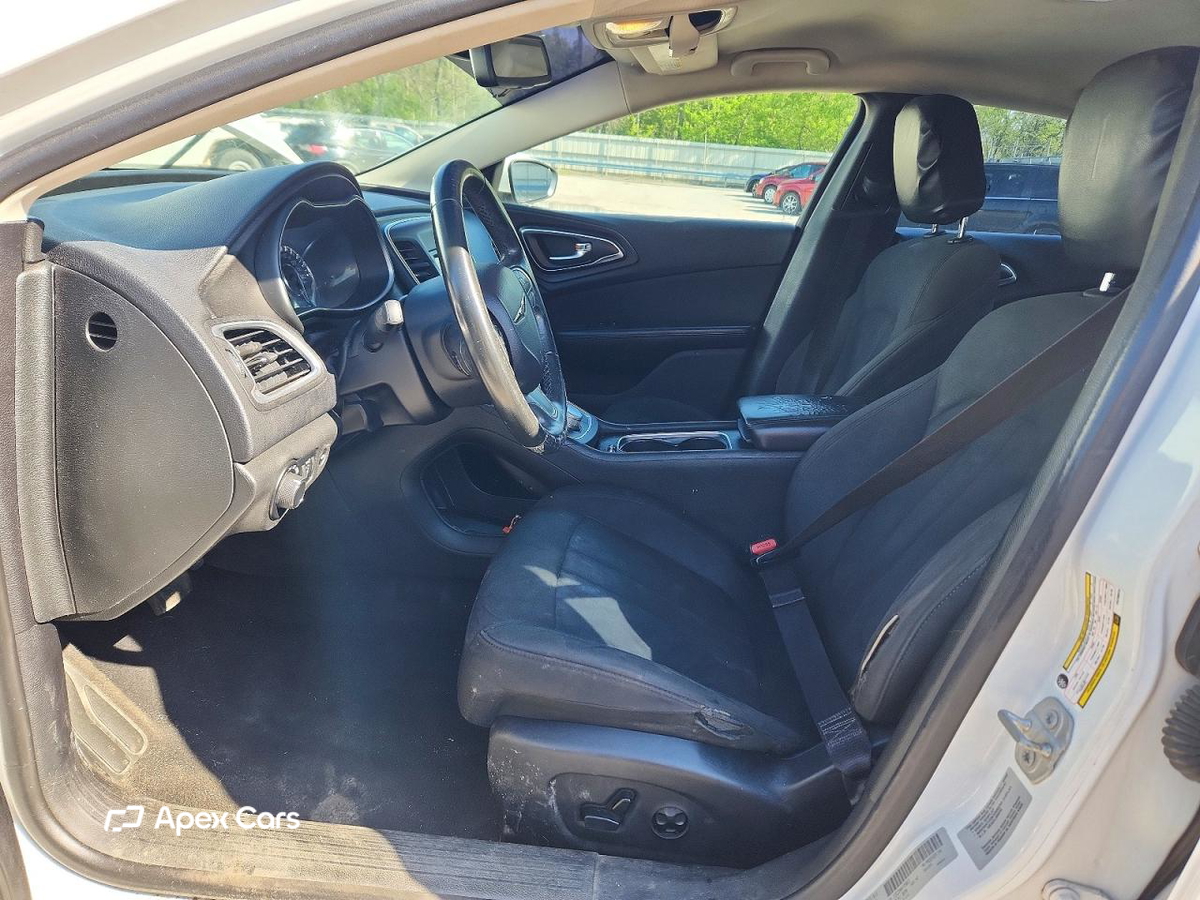 Chrysler 200 2015