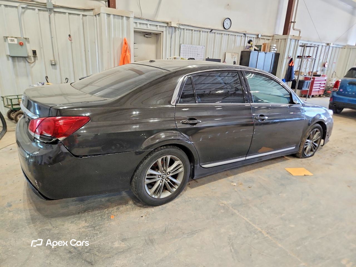 Toyota Avalon 2012