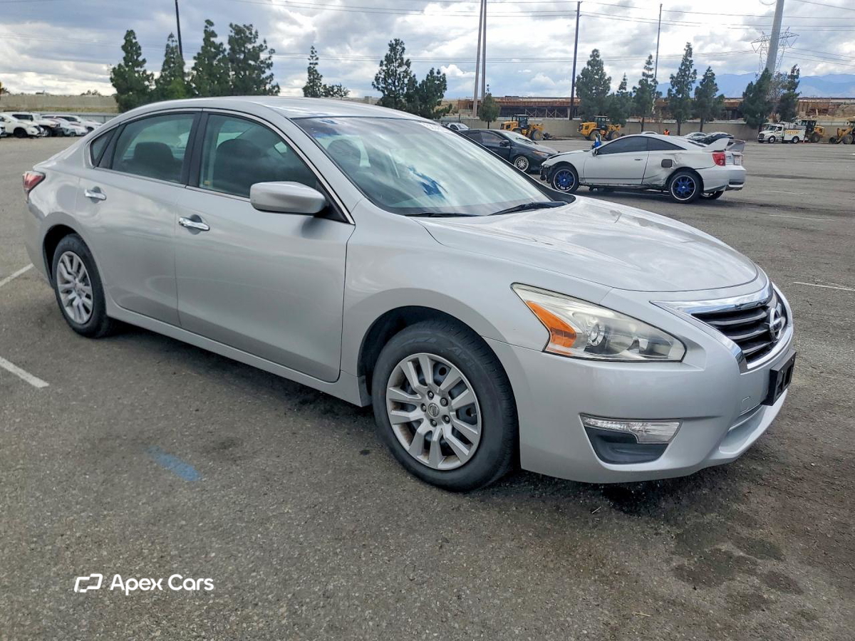 Nissan Altima 2015