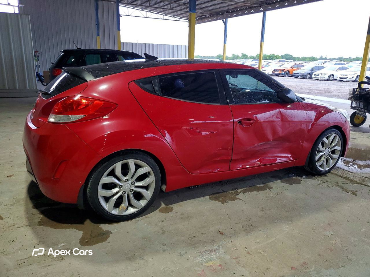 Hyundai Veloster 2012