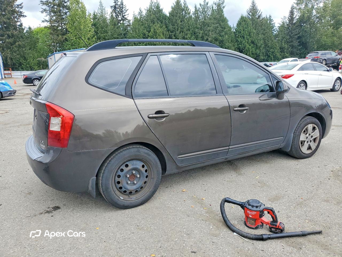 Kia Rondo 2009