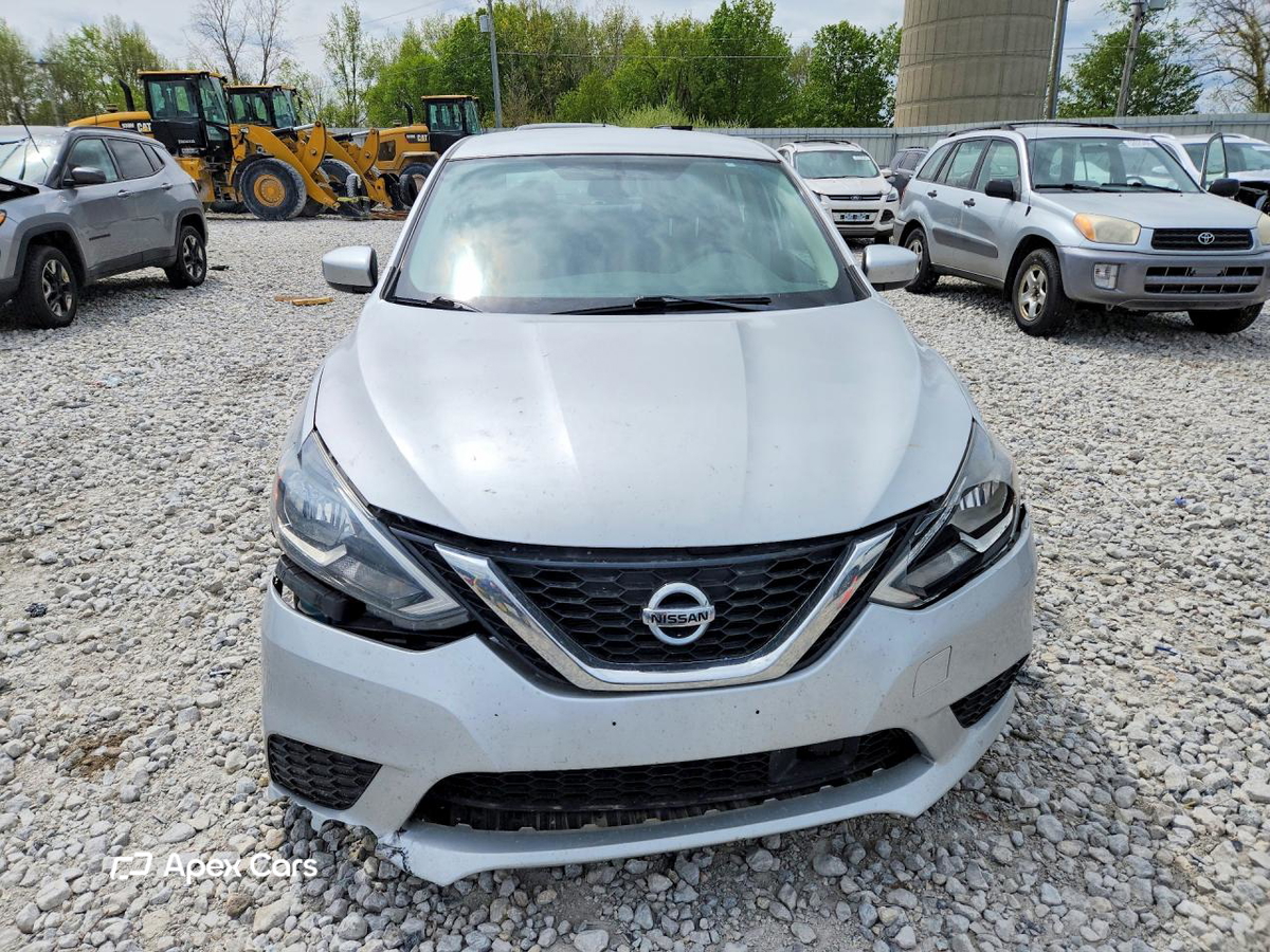 Nissan Sentra 2018