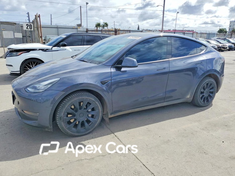 Tesla Model Y 2022 - Image 1 of 13