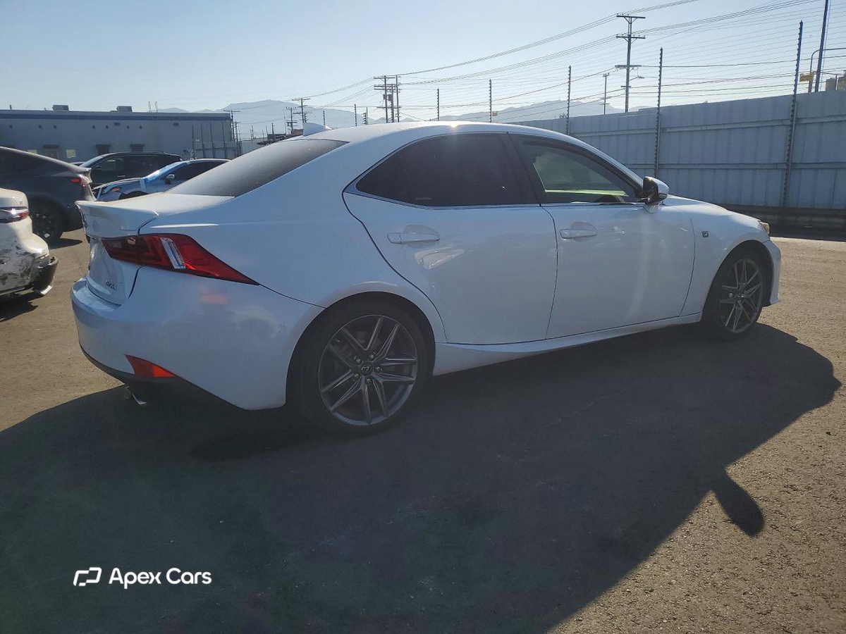 Lexus IS 2016