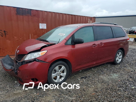 Toyota Sienna 2014 - Image 1 of 13
