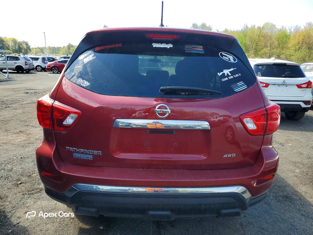 Nissan Pathfinder 2017