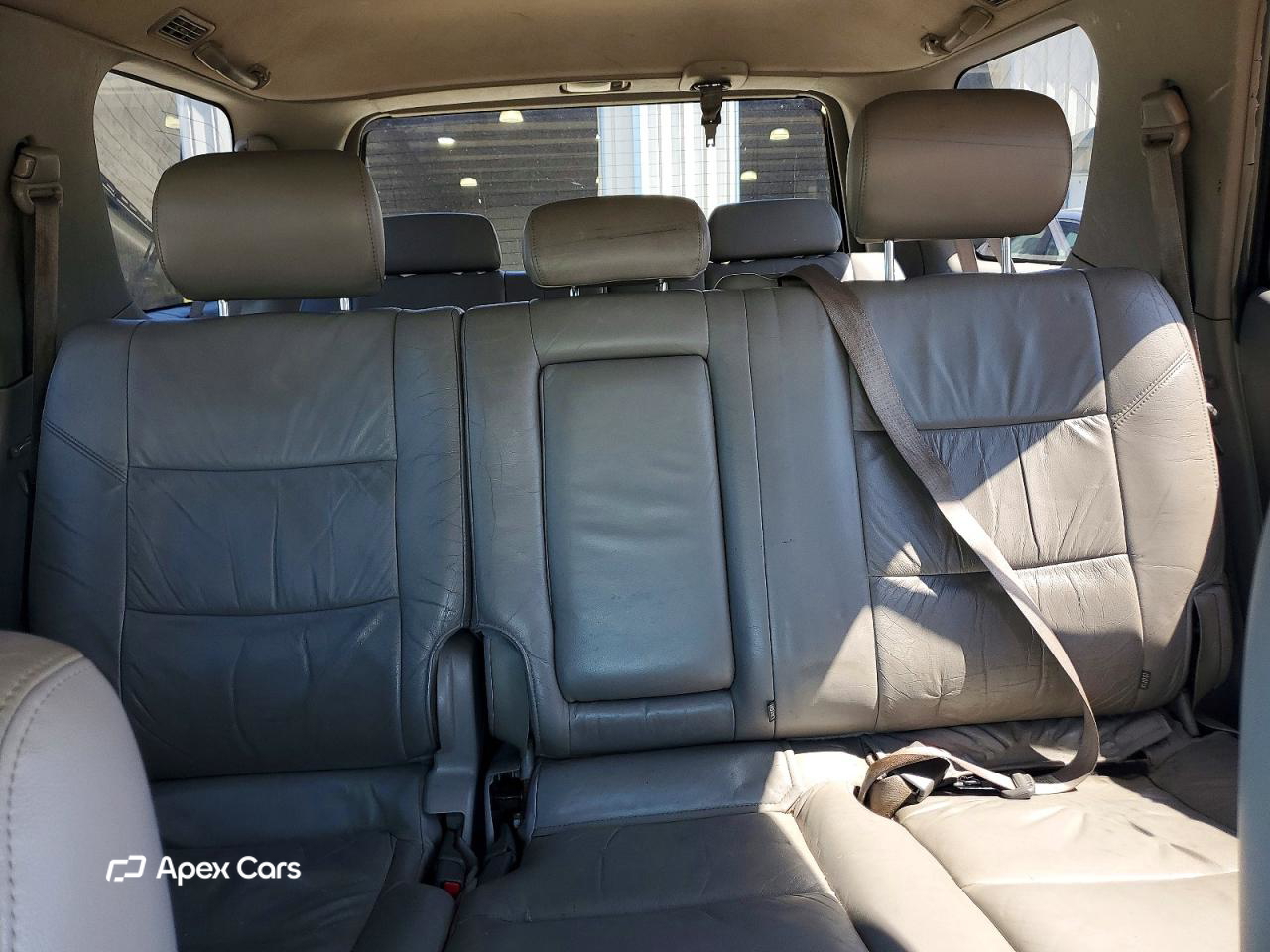 Toyota Sequoia 2003