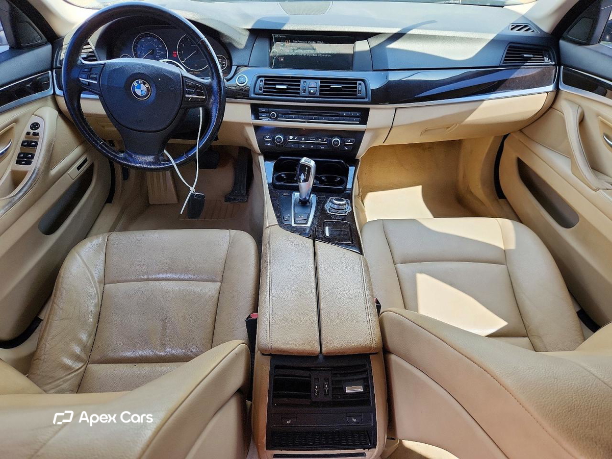 BMW Series 5 2011