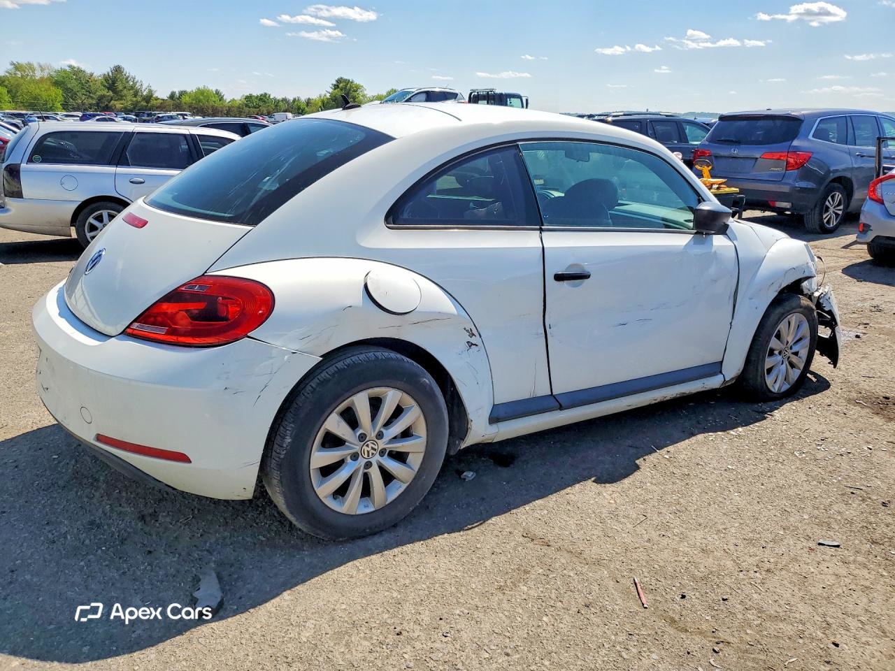 Volkswagen Beetle 2015