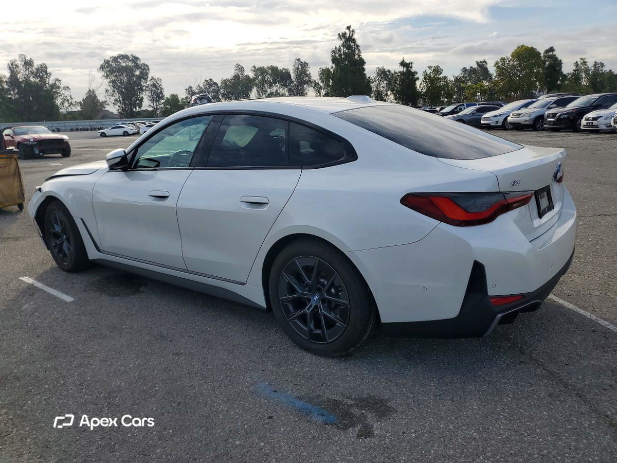 BMW i4 2023
