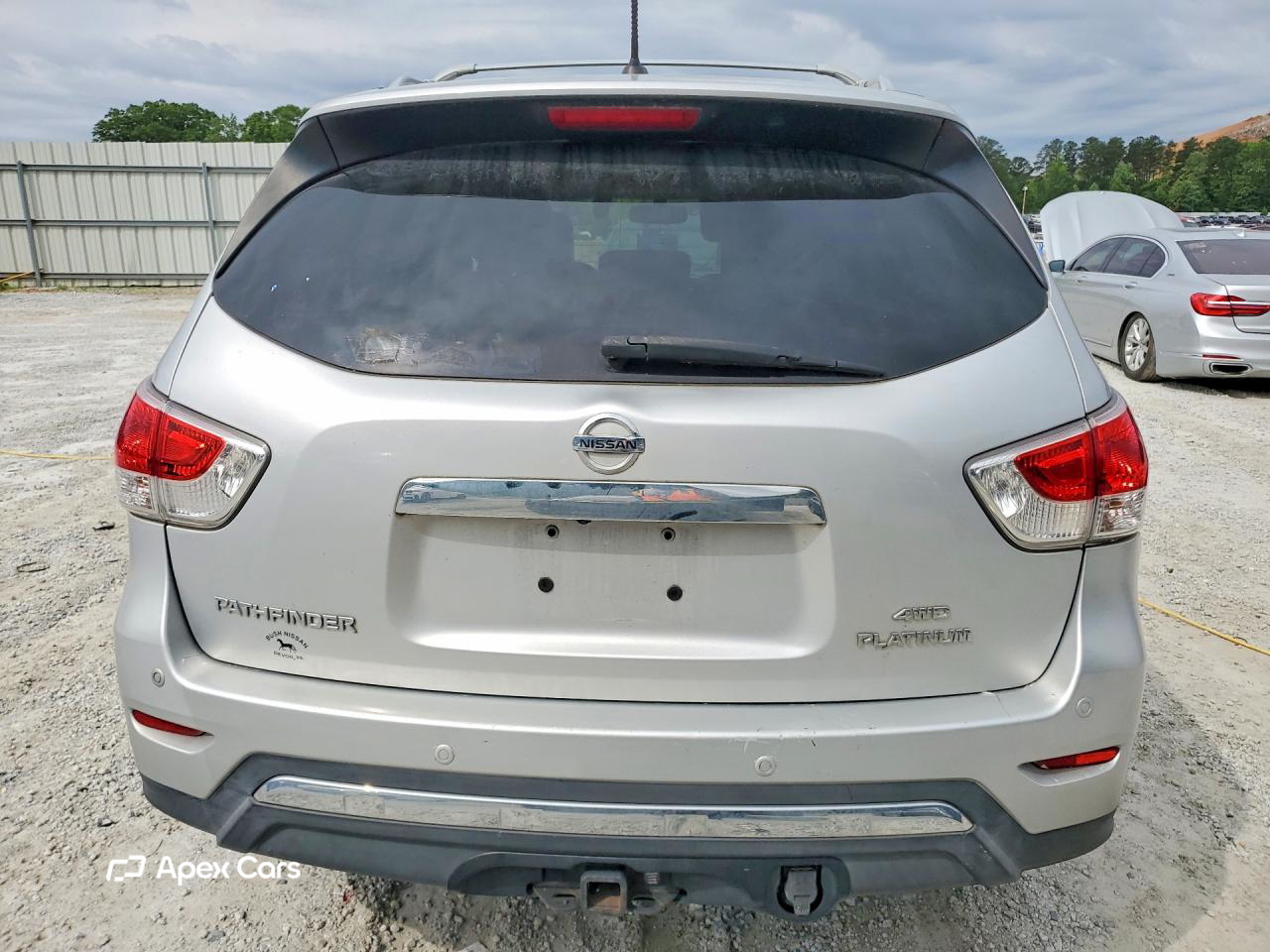 Nissan Pathfinder 2013