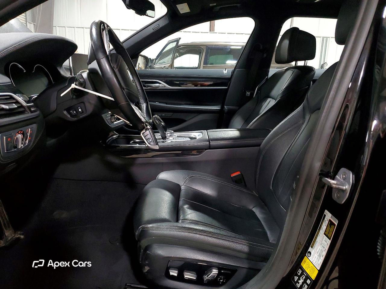 BMW Series 7 2019