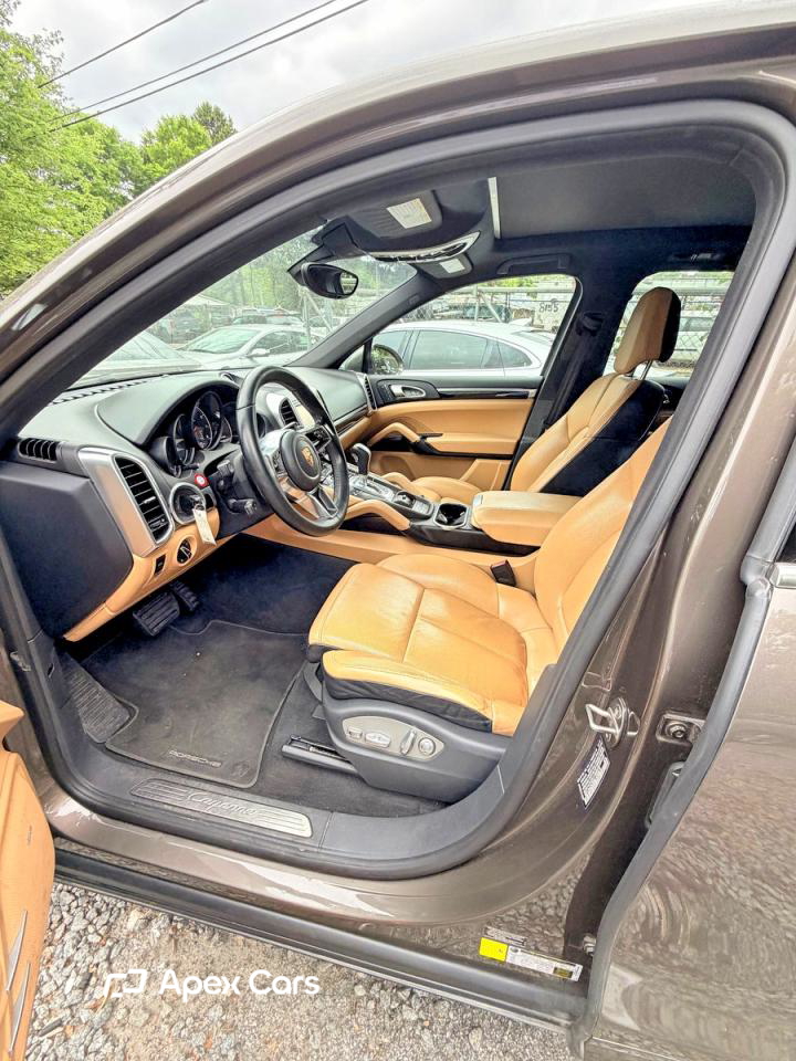 Porsche Cayenne 2016