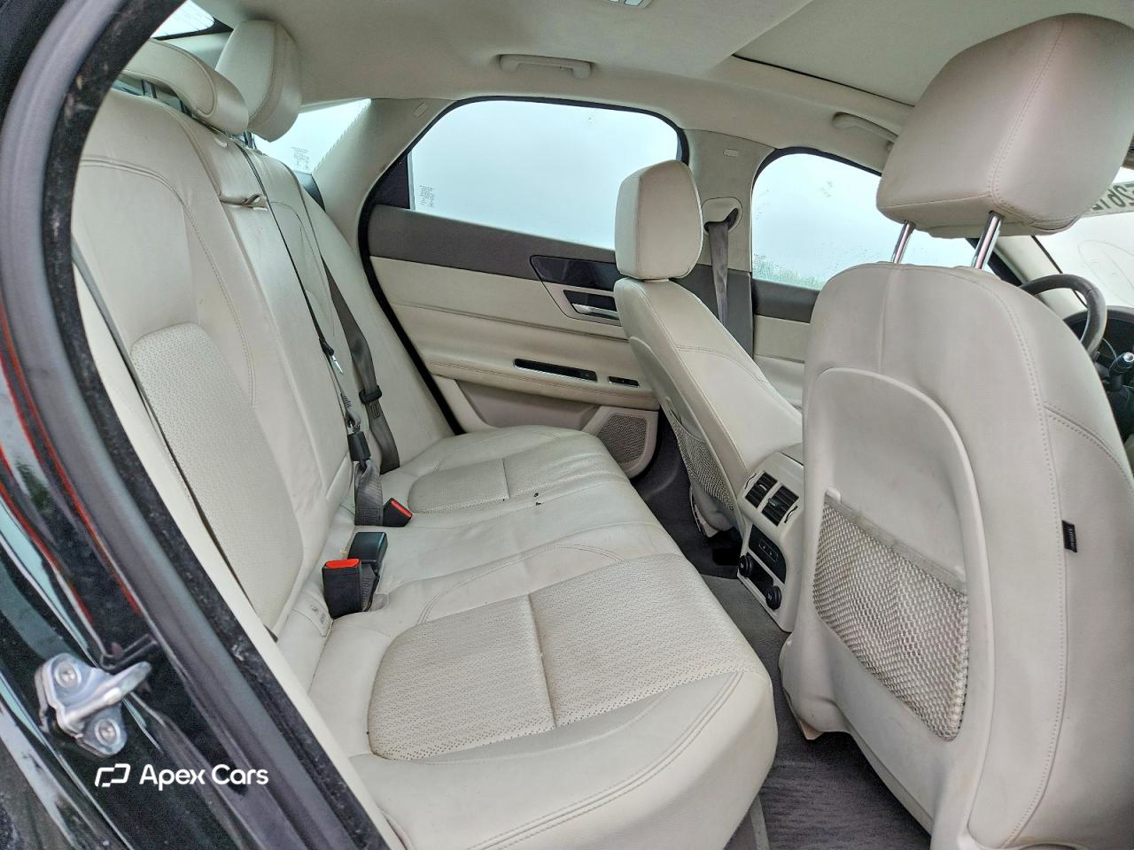 Jaguar XF 2016
