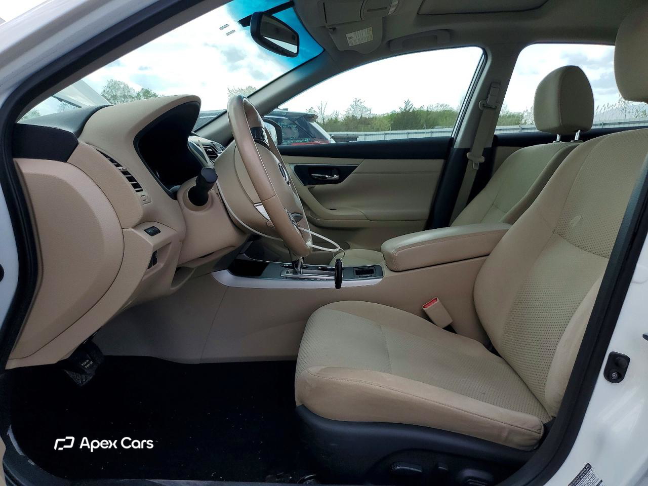 Nissan Altima 2015