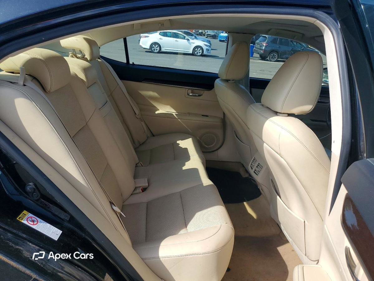 Lexus ES 2013