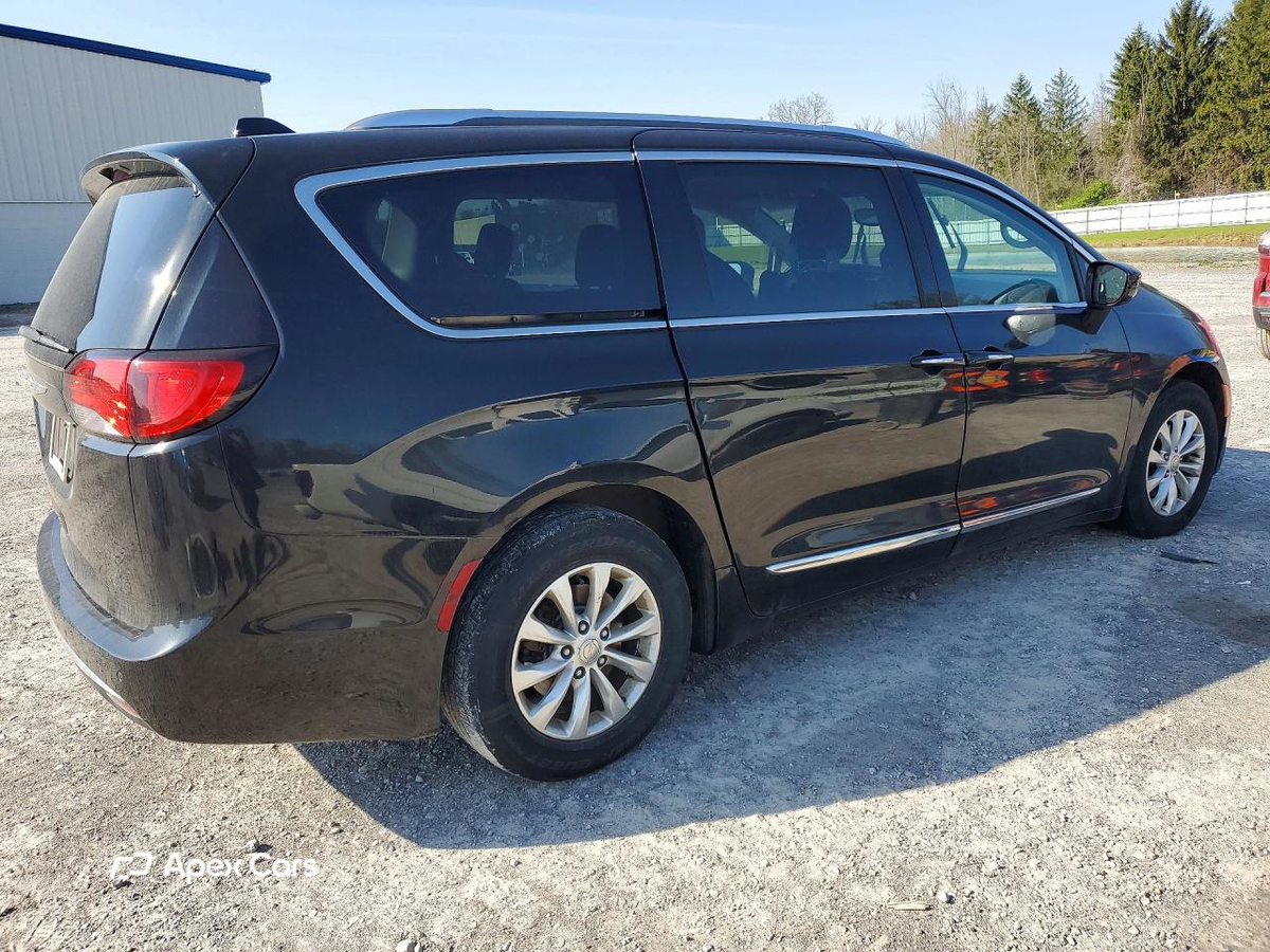 Chrysler Pacifica 2018