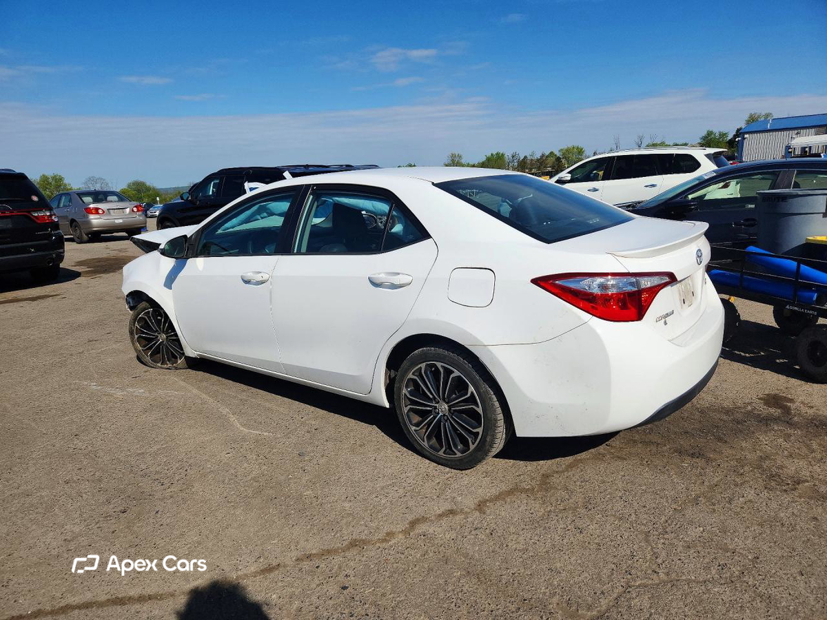 Toyota Corolla 2015