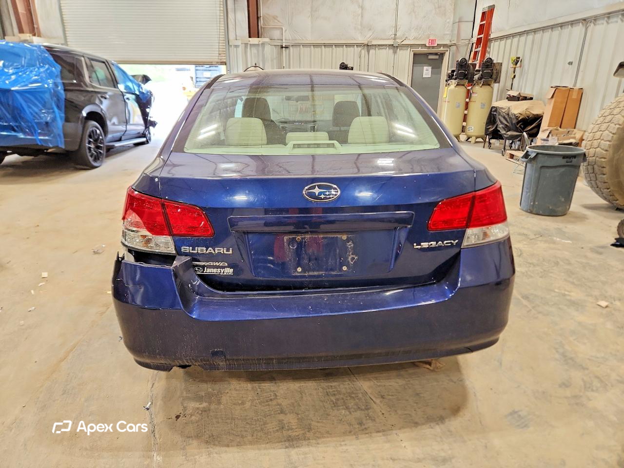 Subaru Legacy 2011