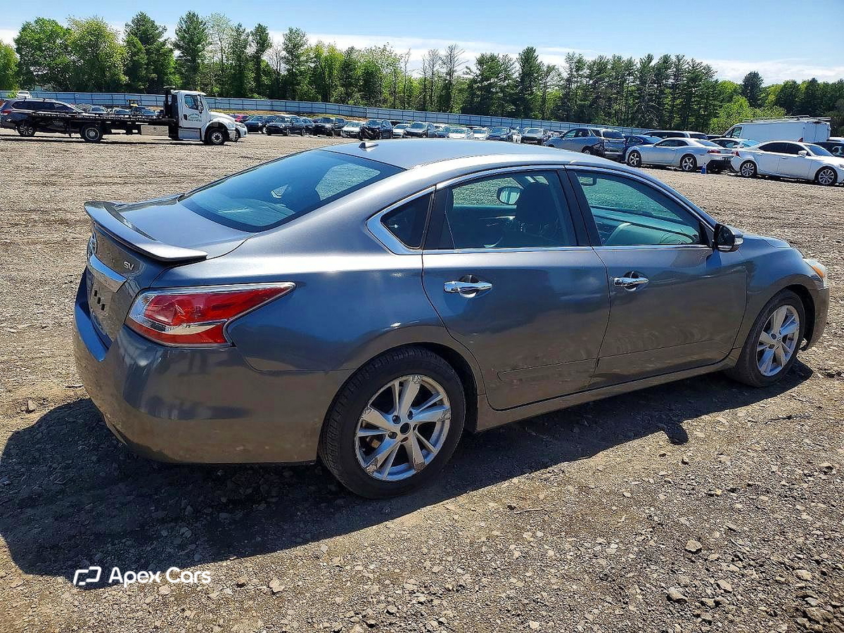 Nissan Altima 2015