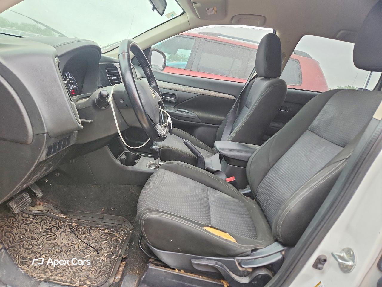 Mitsubishi Outlander 2016