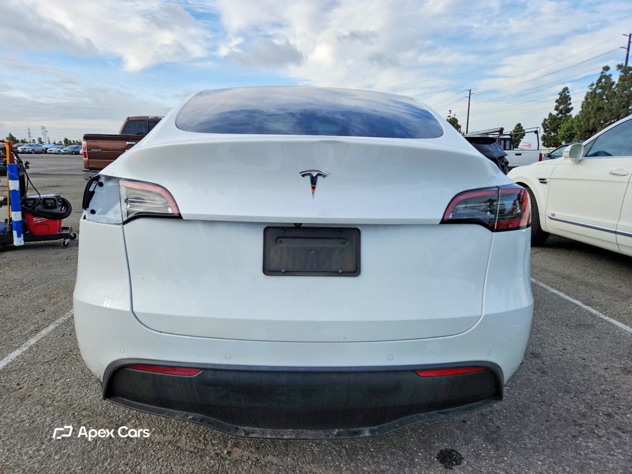 Tesla Model Y 2021