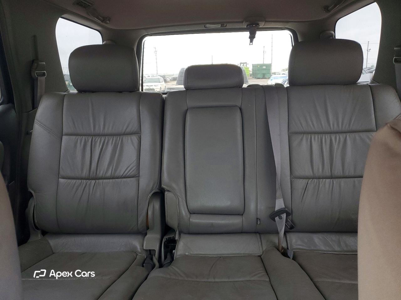 Toyota Sequoia 2002