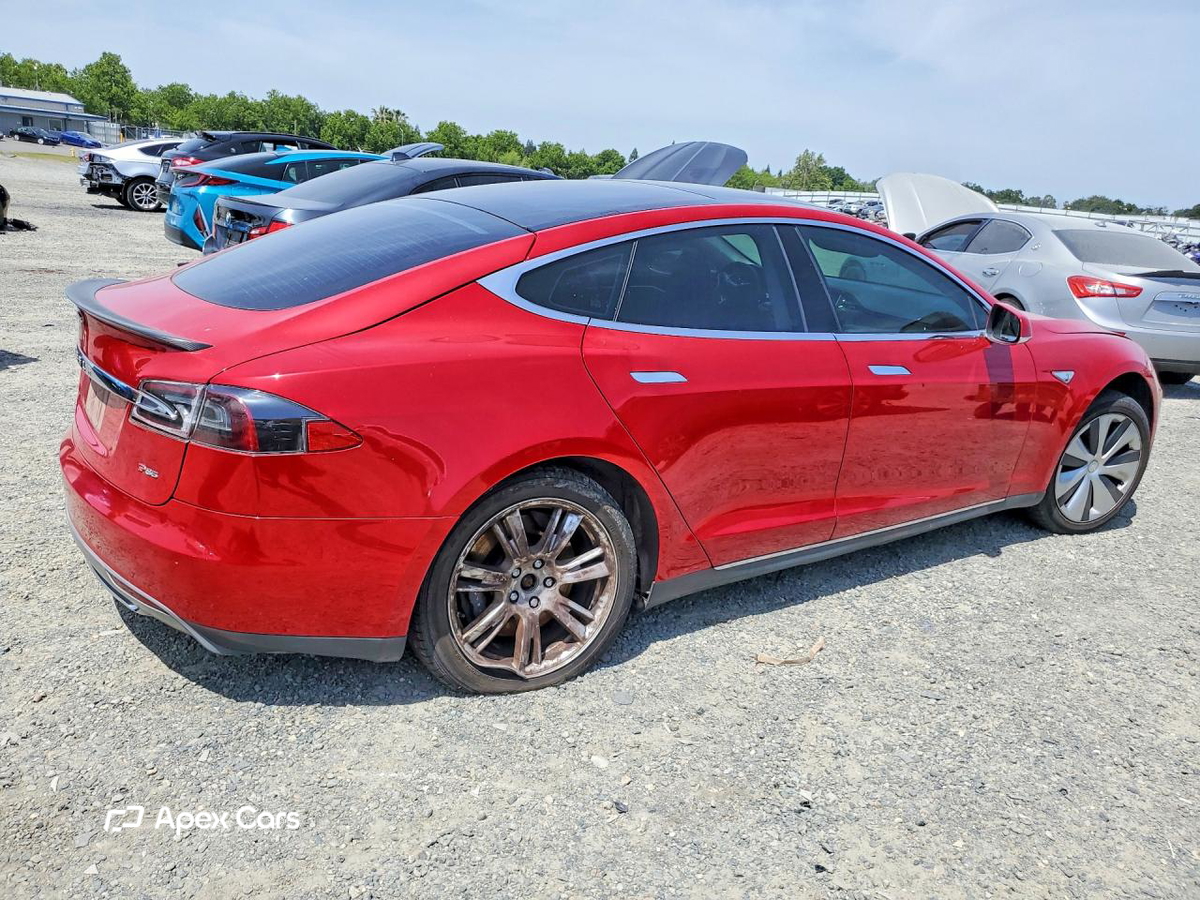 Tesla Model S 2013