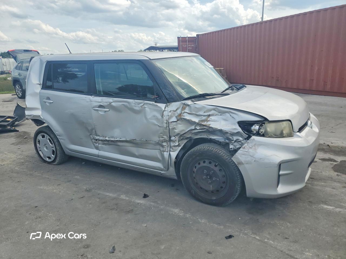 Scion xB 2012